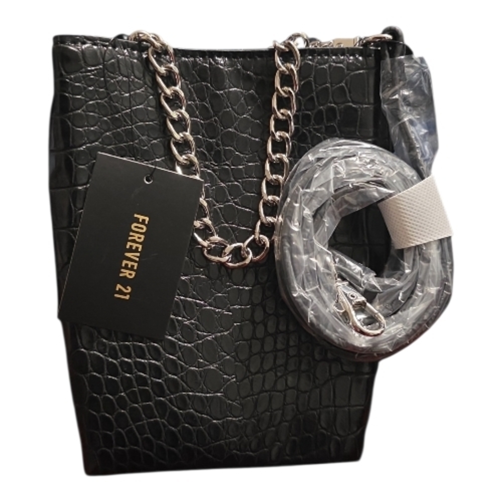 Forever 21 Black Croc-Embossed Mini Crossbody Bag with Chain Strap - Picture 1 of 2